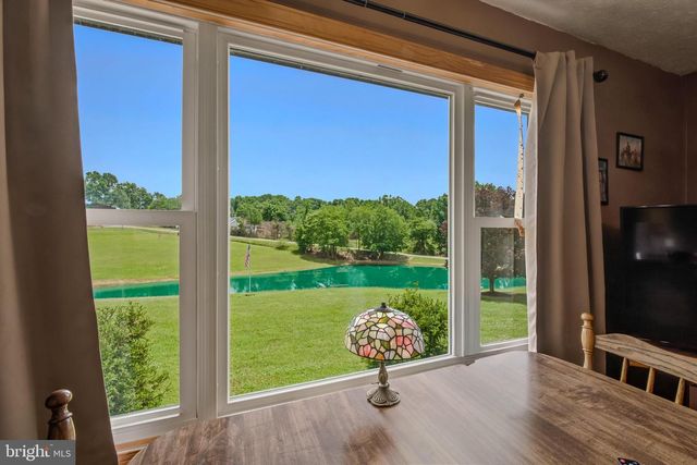 12822 WINCHESTER GRADE RD, Berkeley Springs, WV 25411