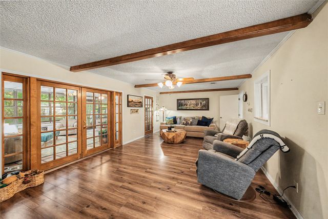 1810 Lakeside Drive, Arlington, TX 76013