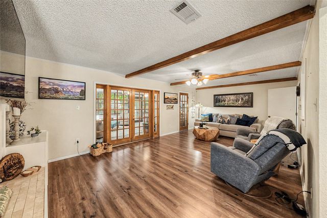 1810 Lakeside Drive, Arlington, TX 76013