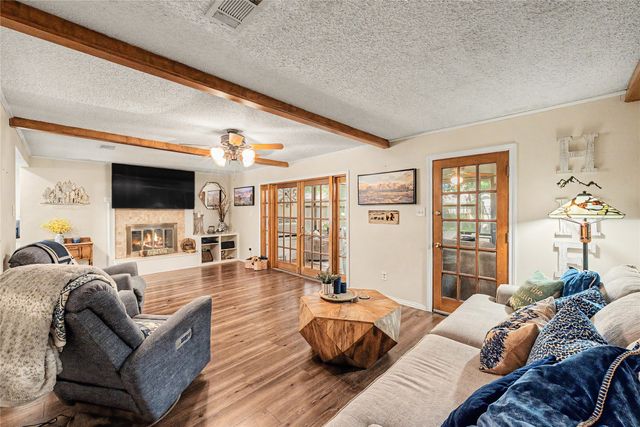 1810 Lakeside Drive, Arlington, TX 76013