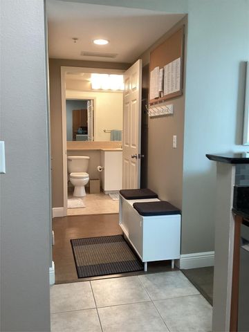 700 E Boynton Beach Boulevard 1207, Boynton Beach, FL 33435