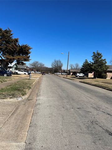 3711 Judge Dupree Drive, Dallas, TX 75241
