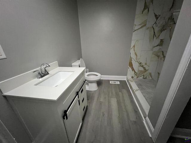 232 North Street, Gray, GA 31032