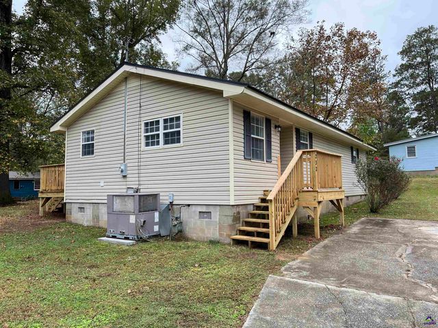 232 North Street, Gray, GA 31032