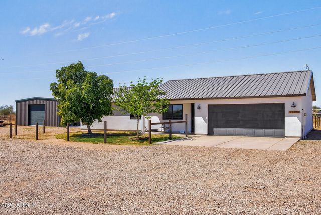 33250 N BRINLEE Lane, San Tan Valley, AZ 85143