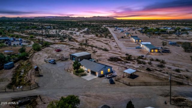 33250 N BRINLEE Lane, San Tan Valley, AZ 85143