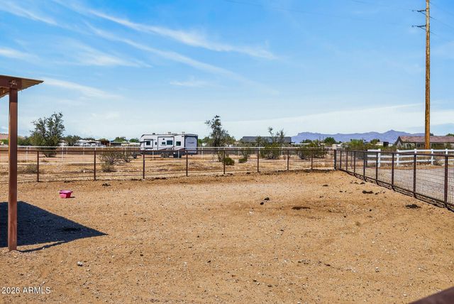 33250 N BRINLEE Lane, San Tan Valley, AZ 85143