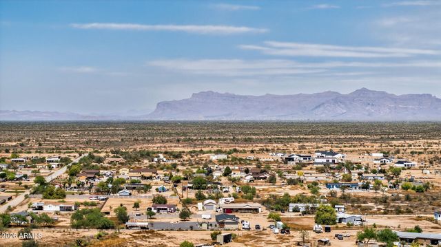 33250 N BRINLEE Lane, San Tan Valley, AZ 85143