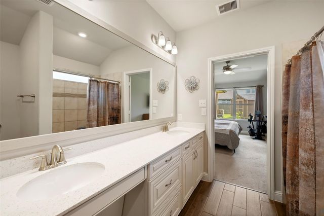 19818 Bronze Spur Court, Tomball, TX 77377