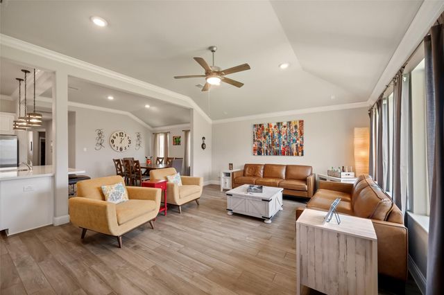 19818 Bronze Spur Court, Tomball, TX 77377
