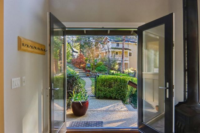 234 Bridge St, Nevada City, CA 95959