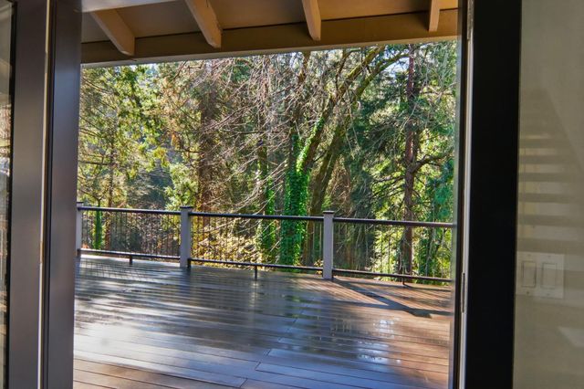 234 Bridge St, Nevada City, CA 95959