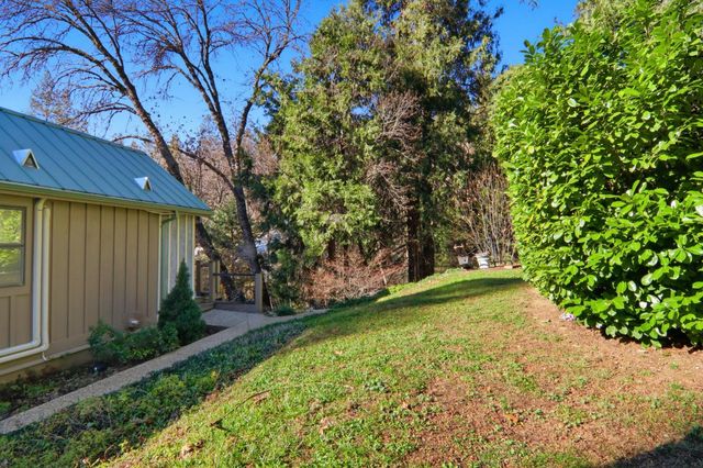 234 Bridge St, Nevada City, CA 95959
