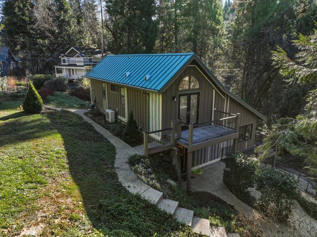 234 Bridge St, Nevada City, CA 95959