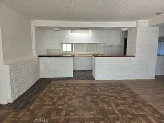 16051 Los Alimos, Granada Hills, CA 91344