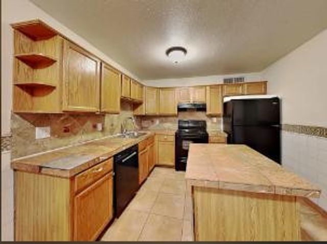 3735 W Columbine Drive, Phoenix, AZ 85029