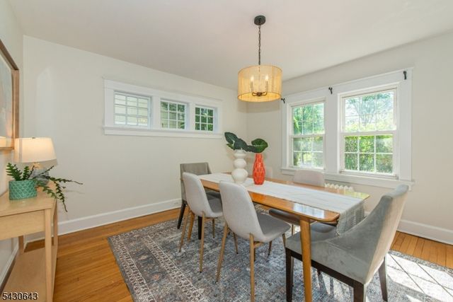 39 Essex Ave, Montclair Twp., NJ 07042