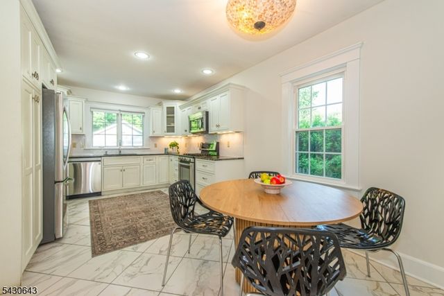 39 Essex Ave, Montclair Twp., NJ 07042