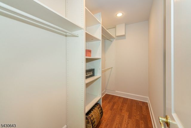 39 Essex Ave, Montclair Twp., NJ 07042