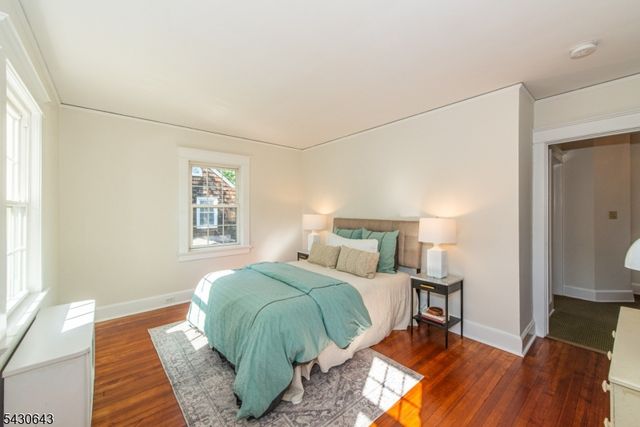 39 Essex Ave, Montclair Twp., NJ 07042