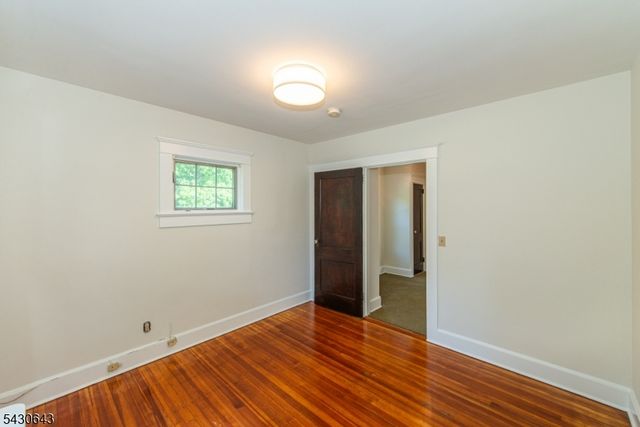 39 Essex Ave, Montclair Twp., NJ 07042