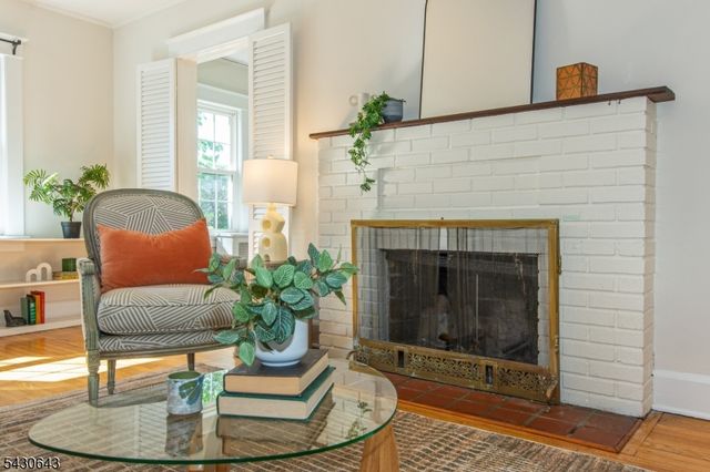 39 Essex Ave, Montclair Twp., NJ 07042