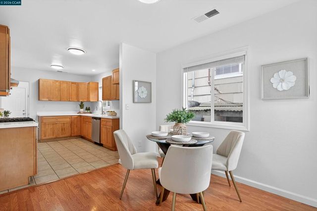 2366 Gaynor Ave, Richmond, CA 94804