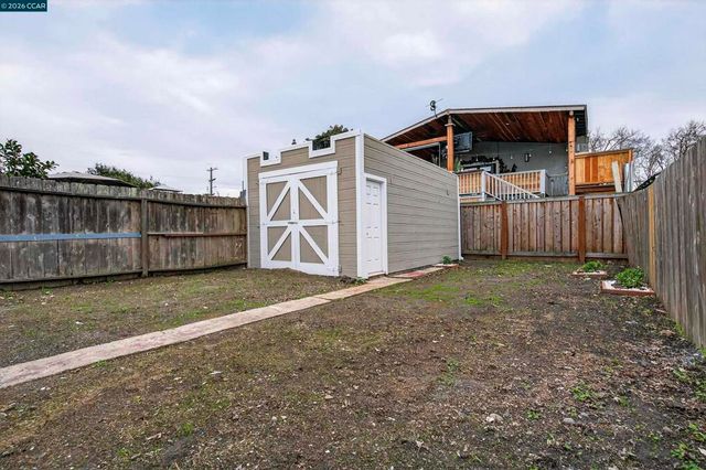 2366 Gaynor Ave, Richmond, CA 94804