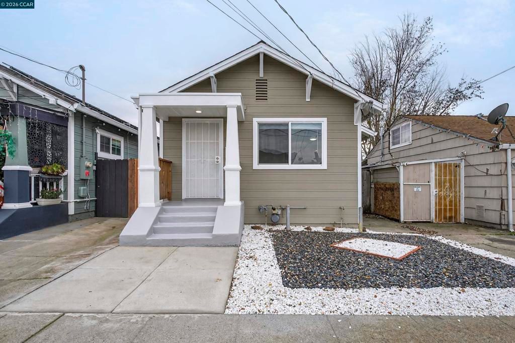 2366 Gaynor Ave, Richmond, CA 94804