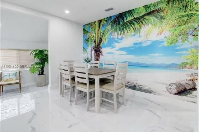 470 NE 110th St, Miami, FL 33161