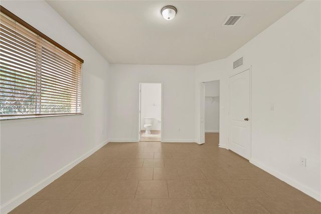 8566 SW 214th Way 0, Cutler Bay, FL 33189