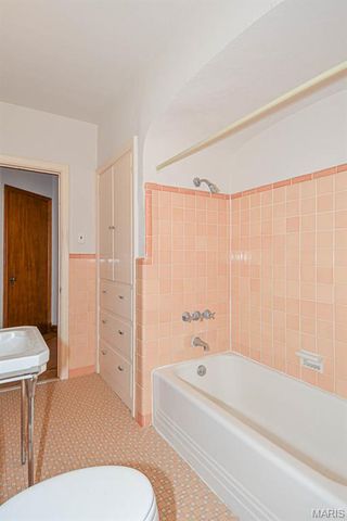 5859 Nottingham Avenue 2E, St Louis, MO 63109