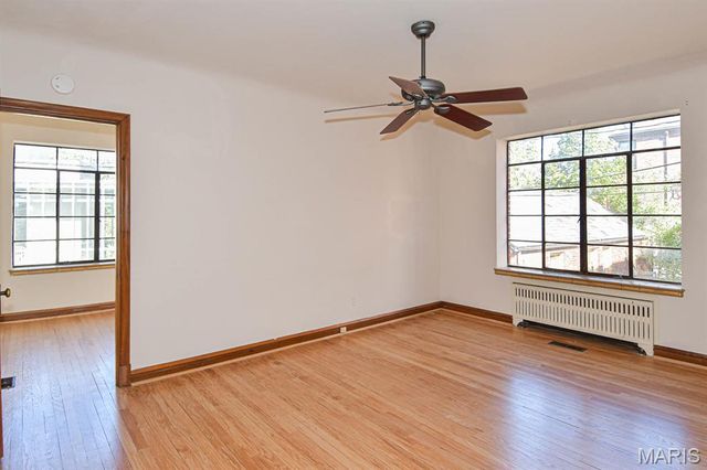 5859 Nottingham Avenue 2E, St Louis, MO 63109