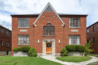 5859 Nottingham Avenue 2E, St Louis, MO 63109