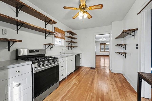 540 Woodridge Street NE, Grand Rapids, MI 49505