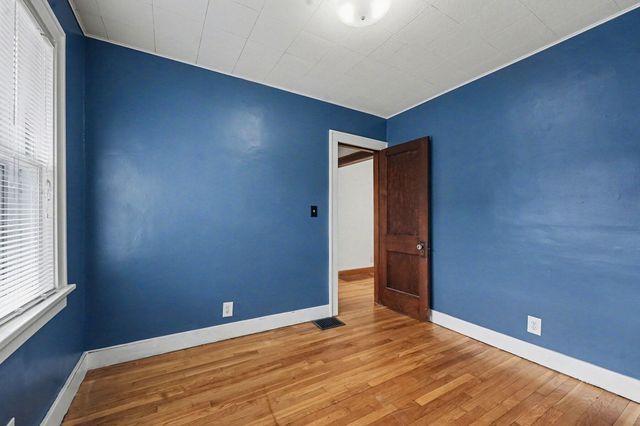 540 Woodridge Street NE, Grand Rapids, MI 49505