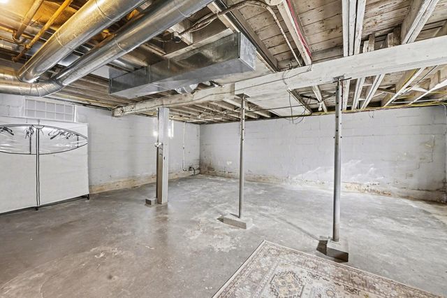 540 Woodridge Street NE, Grand Rapids, MI 49505