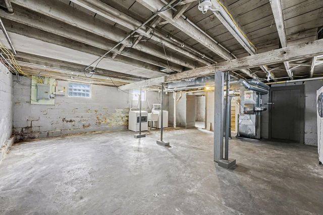 540 Woodridge Street NE, Grand Rapids, MI 49505