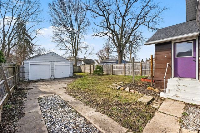 540 Woodridge Street NE, Grand Rapids, MI 49505