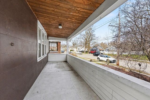 540 Woodridge Street NE, Grand Rapids, MI 49505