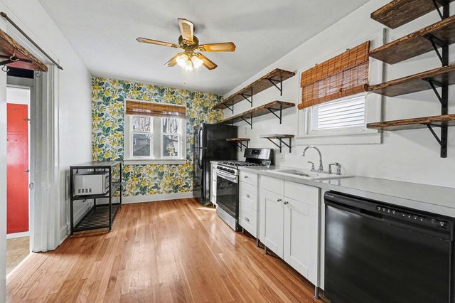 540 Woodridge Street NE, Grand Rapids, MI 49505