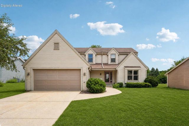 1909 Cliff-Alex COURT N, Waukesha, WI 53189
