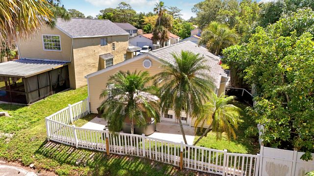 1437 Dandelion Lane, West Palm Beach, FL 33415