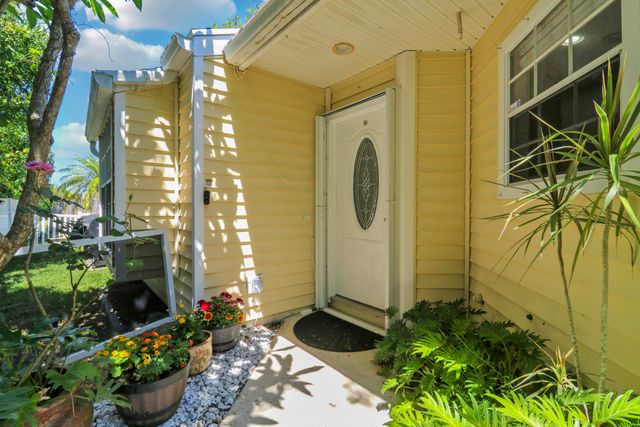 1437 Dandelion Lane, West Palm Beach, FL 33415