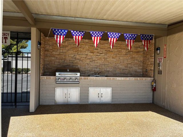 26064 Verde Grande Court, Menifee, CA 92586