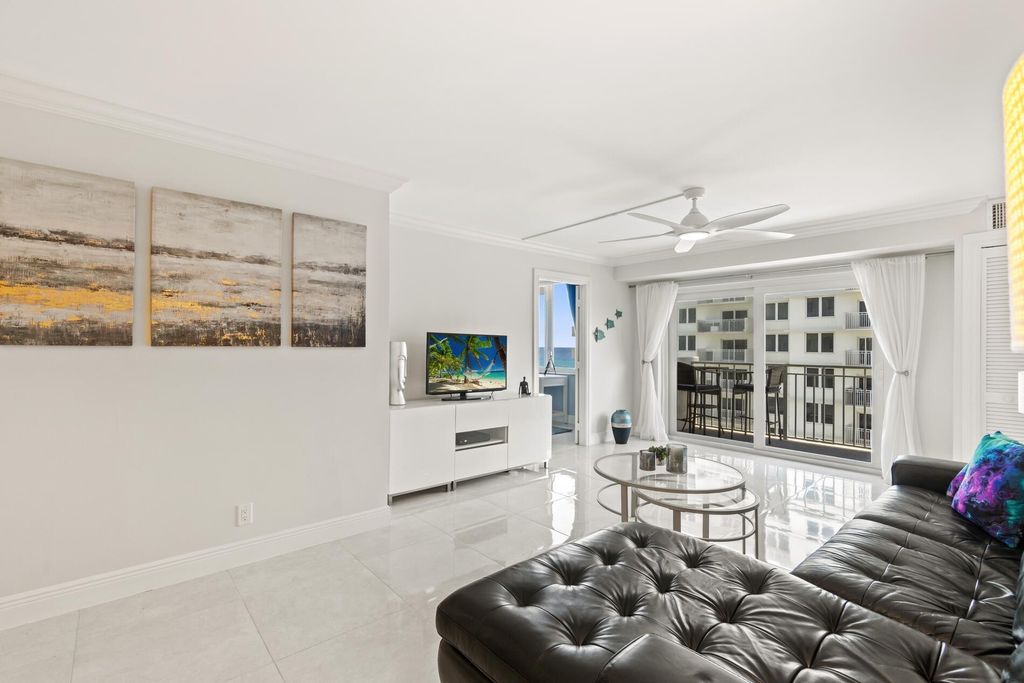 Image 15 of property listing at 3221 S Ocean Boulevard 503, Highland Beach, FL 33487