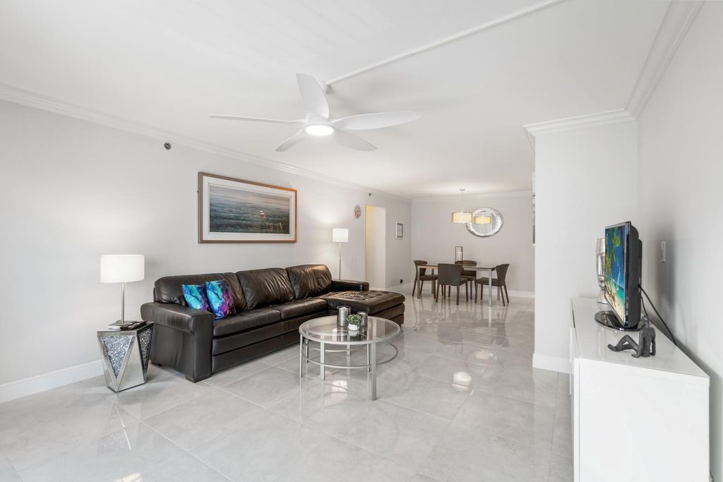Image 16 of property listing at 3221 S Ocean Boulevard 503, Highland Beach, FL 33487