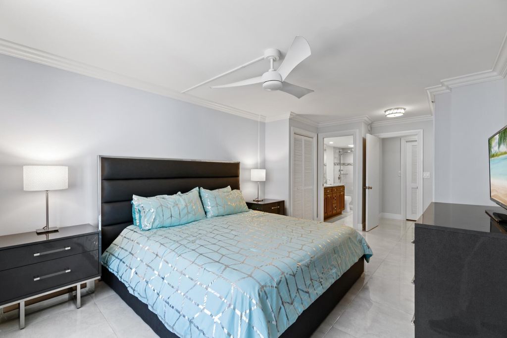 Image 28 of property listing at 3221 S Ocean Boulevard 503, Highland Beach, FL 33487