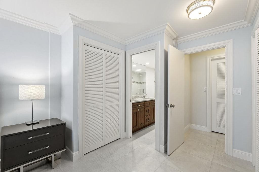 Image 30 of property listing at 3221 S Ocean Boulevard 503, Highland Beach, FL 33487