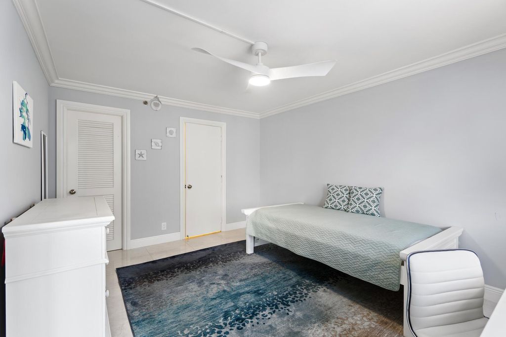 Image 35 of property listing at 3221 S Ocean Boulevard 503, Highland Beach, FL 33487